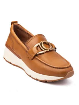 Carmela - 161822 Camel Loafer