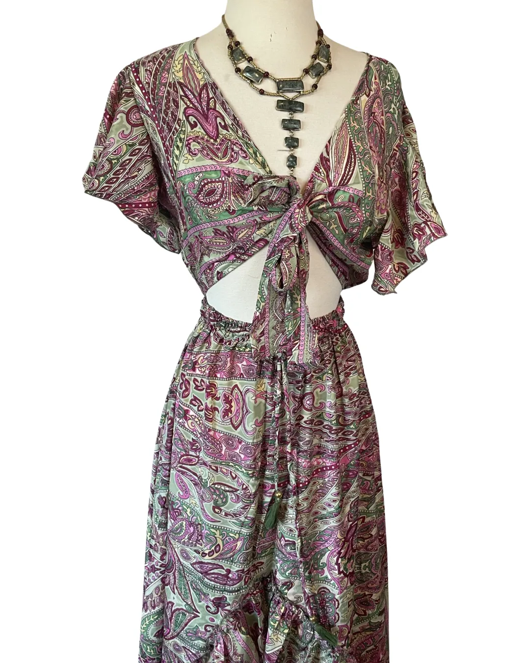 Front tie cut out dress with high - low ruffle (Green - pink)