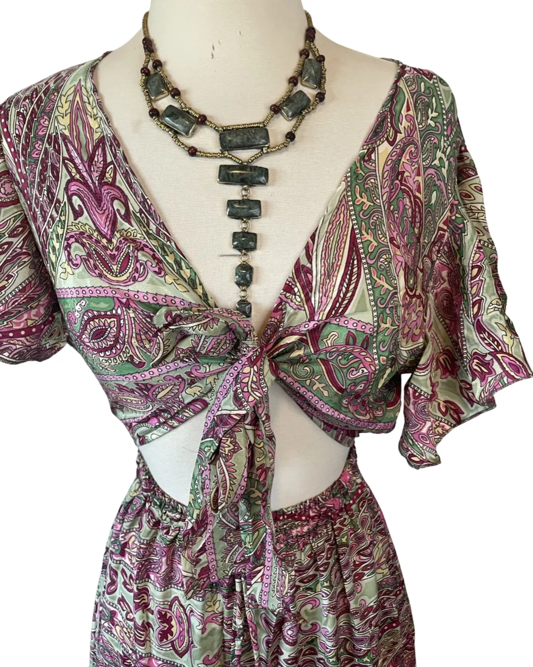 Front tie cut out dress with high - low ruffle (Green - pink)